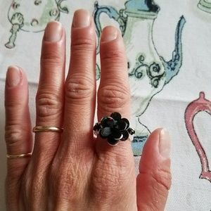 Delicate flower ring with black swarovsky